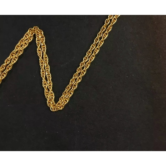 Givenchy gold and crystal G logo necklace - Picture 6 of 8